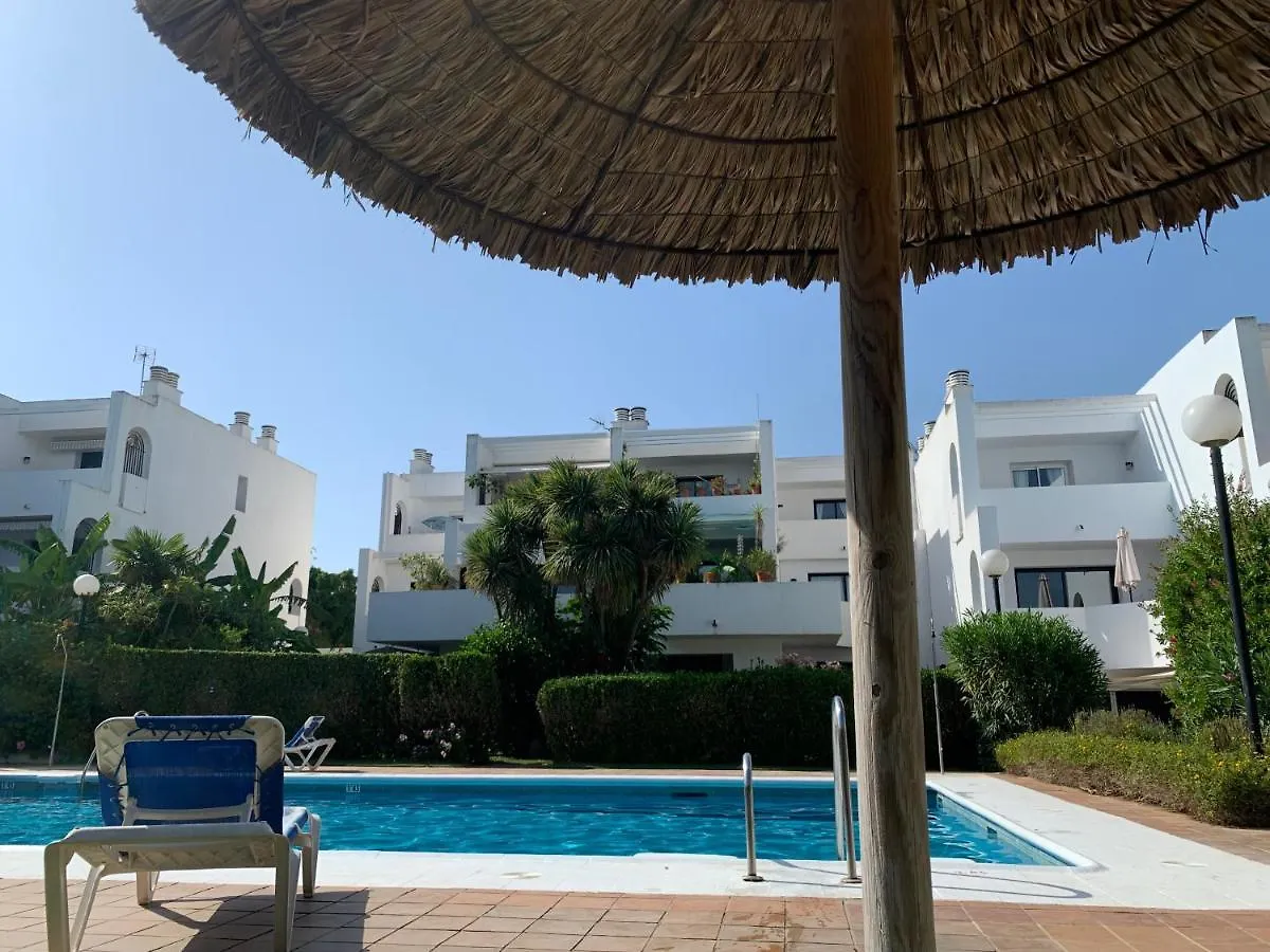 Sotogrande Duplex Near Polo, Best Pool View, 2 Pools, Full South, 7 Drive To Beaches And Port Apartamento